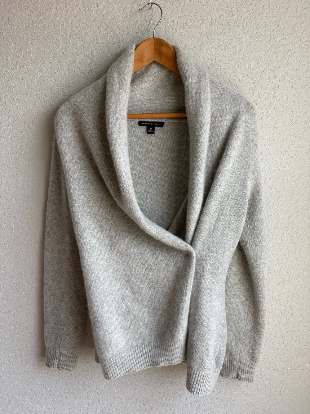 Banana Republic Angora Wool Wrap Cardigan Shawl Collar Sweater Gray Size Medium